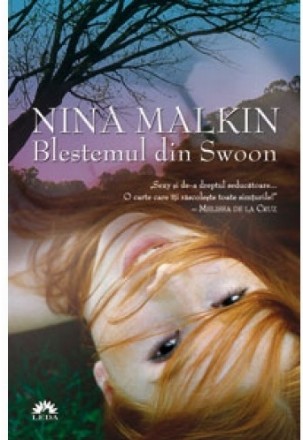 Blestemul din Swoon (Swoon, vol. 1)