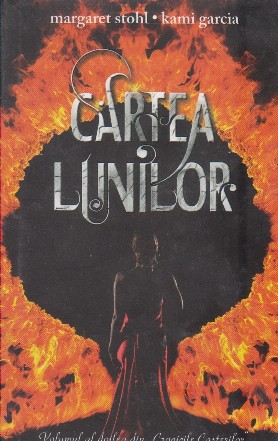 Cartea lunilor, Volumul al II-lea din Cronicile Casterilor