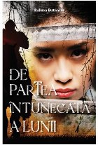 De partea întunecată a lunii