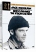 coperta Zbor deasupra unui cuib de cuci